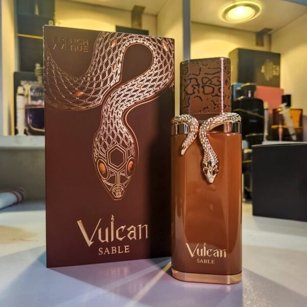 French Avenue Vulcan Sable